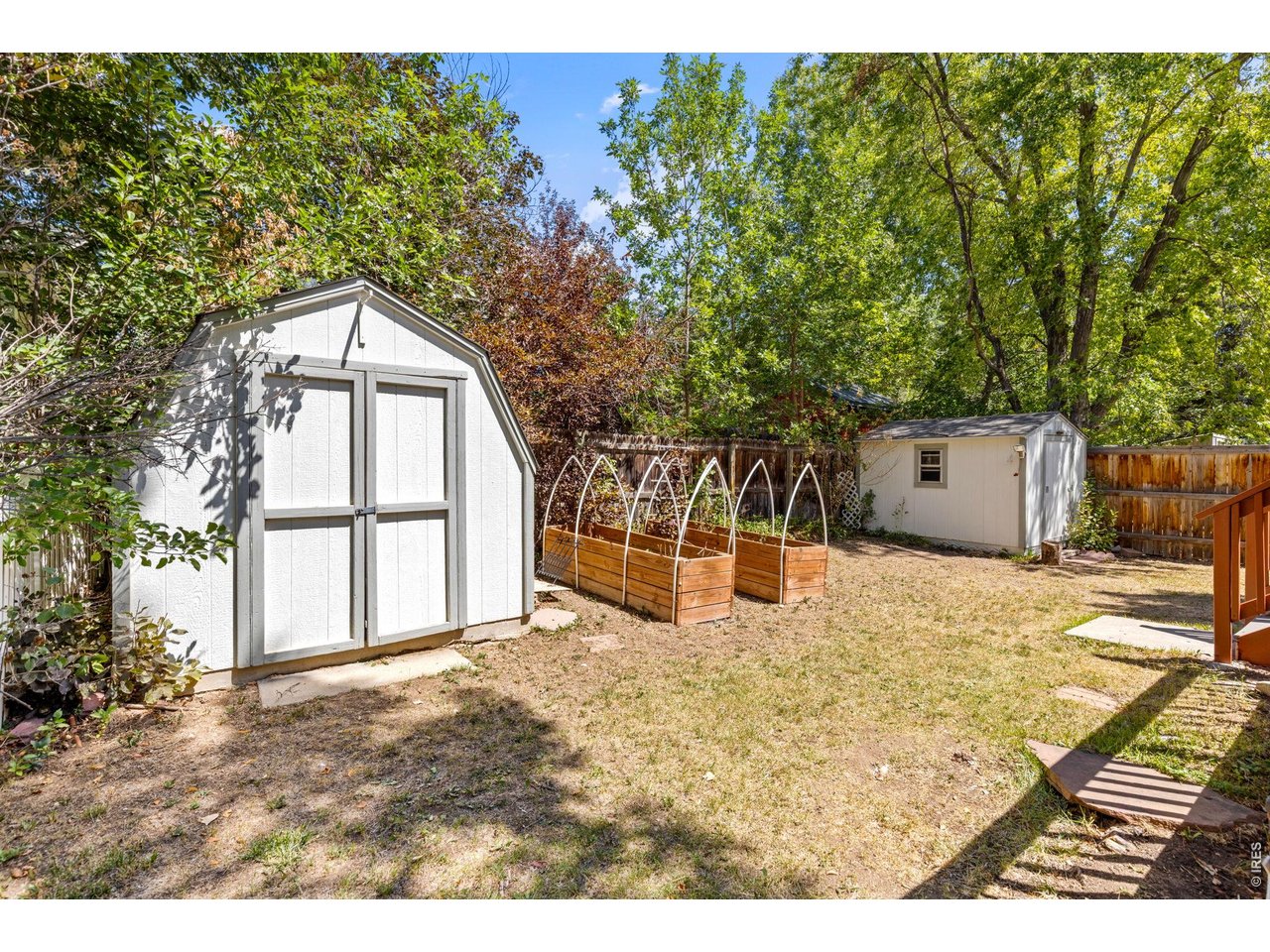 455 W Sycamore Ct