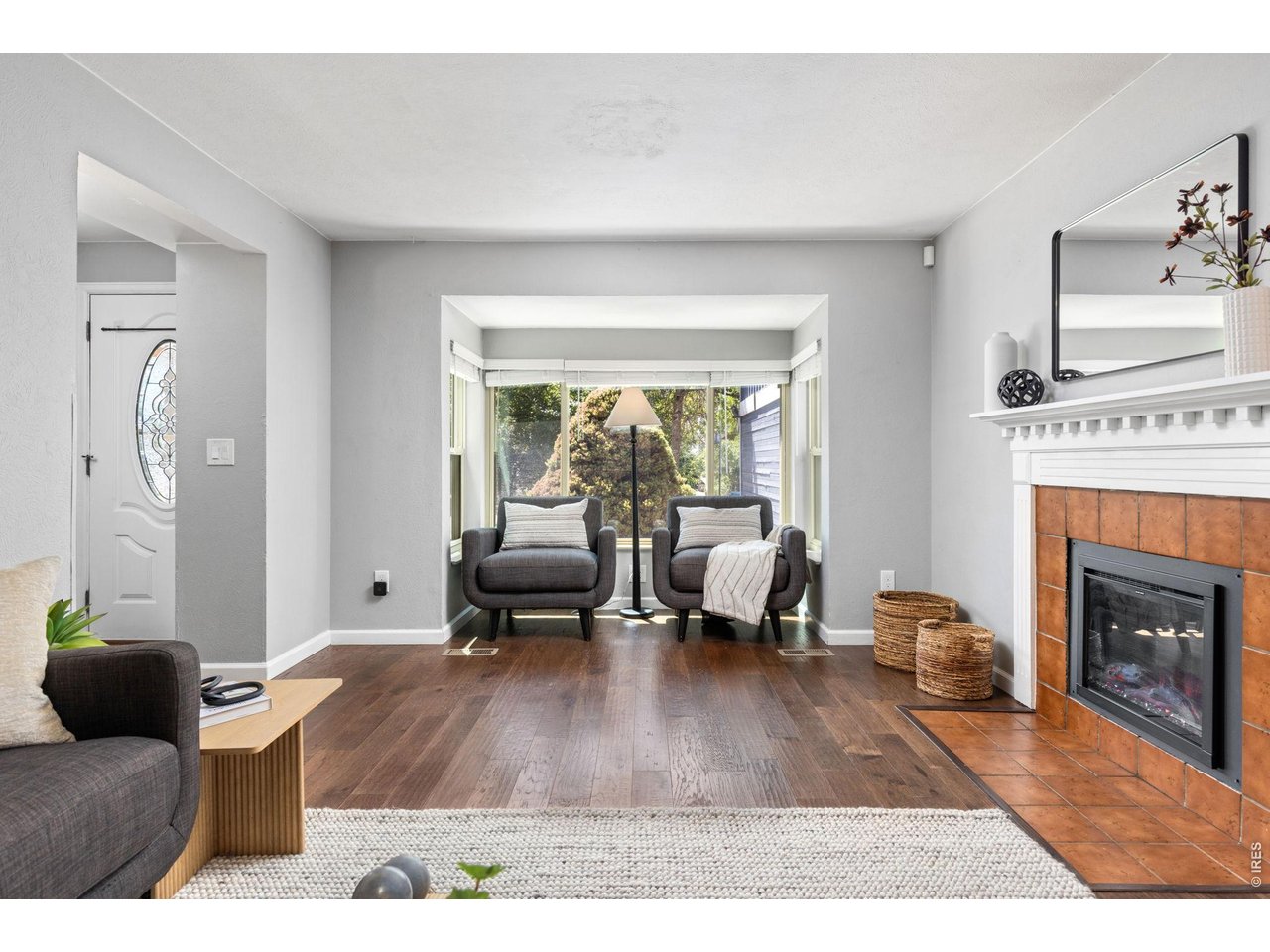 455 W Sycamore Ct