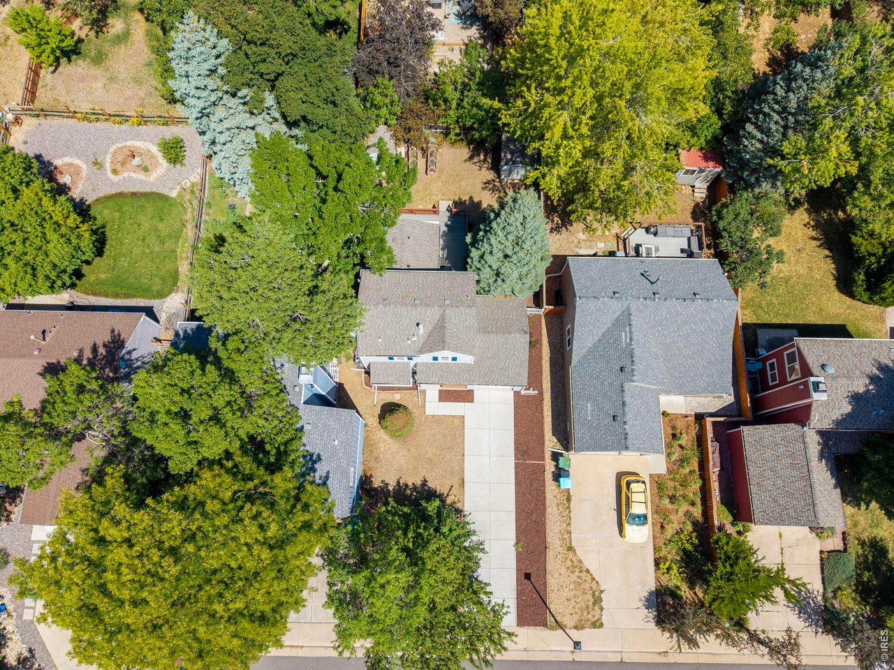 455 W Sycamore Ct