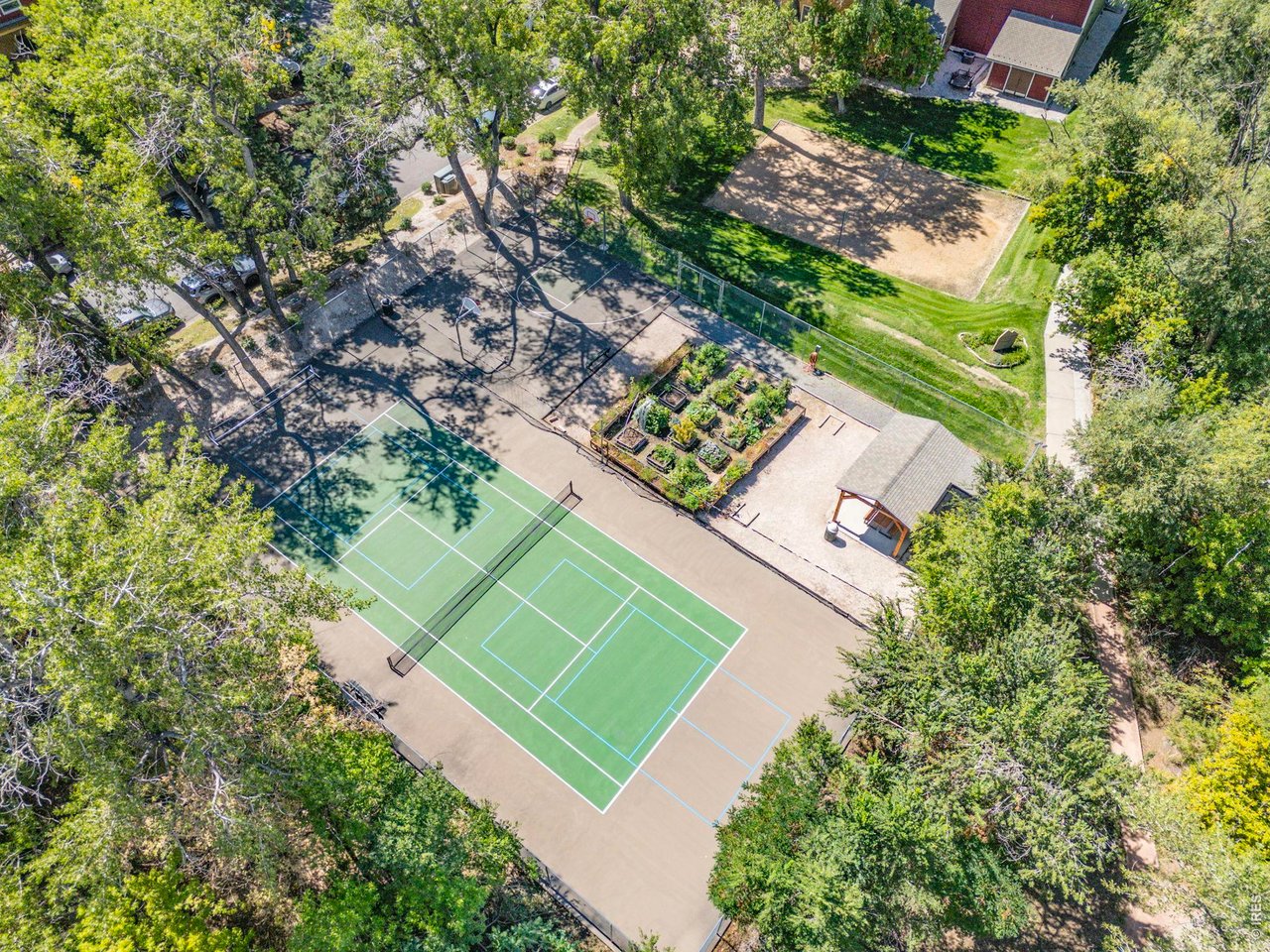 2992 Shadow Creek Dr 202