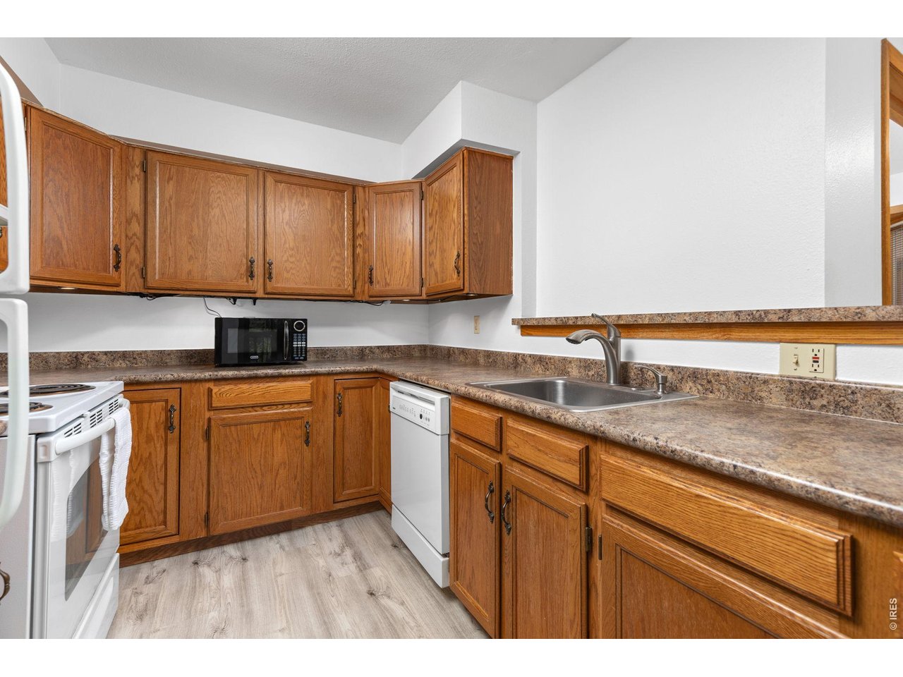 2992 Shadow Creek Dr 202