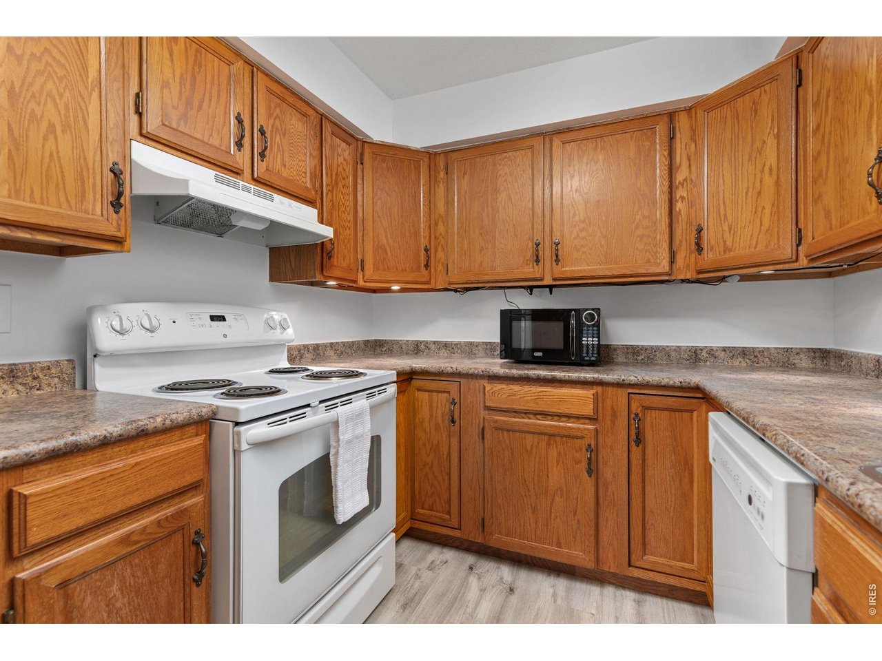 2992 Shadow Creek Dr 202