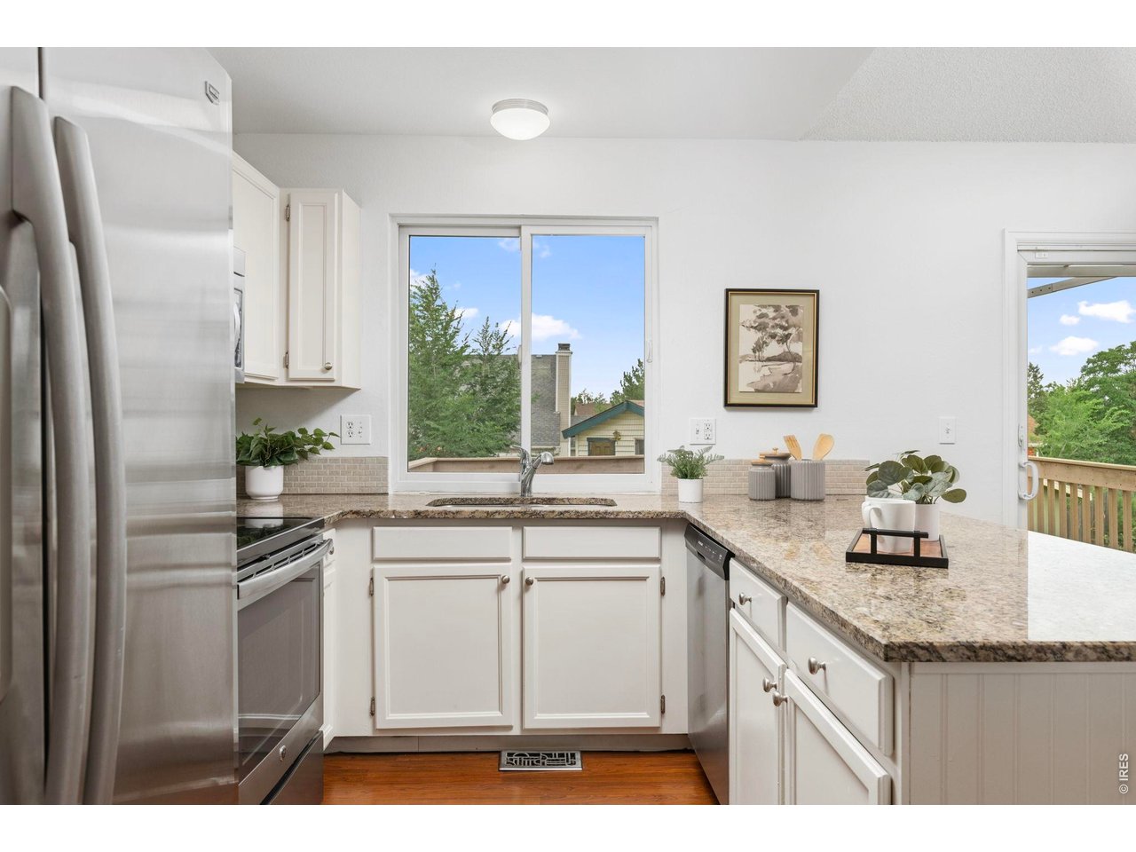 205 W Cornwall Ct