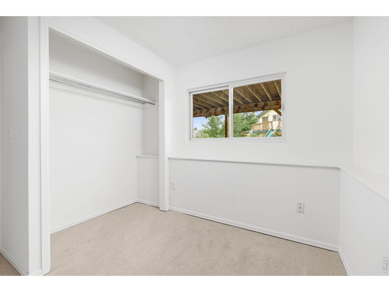 205 W Cornwall Ct