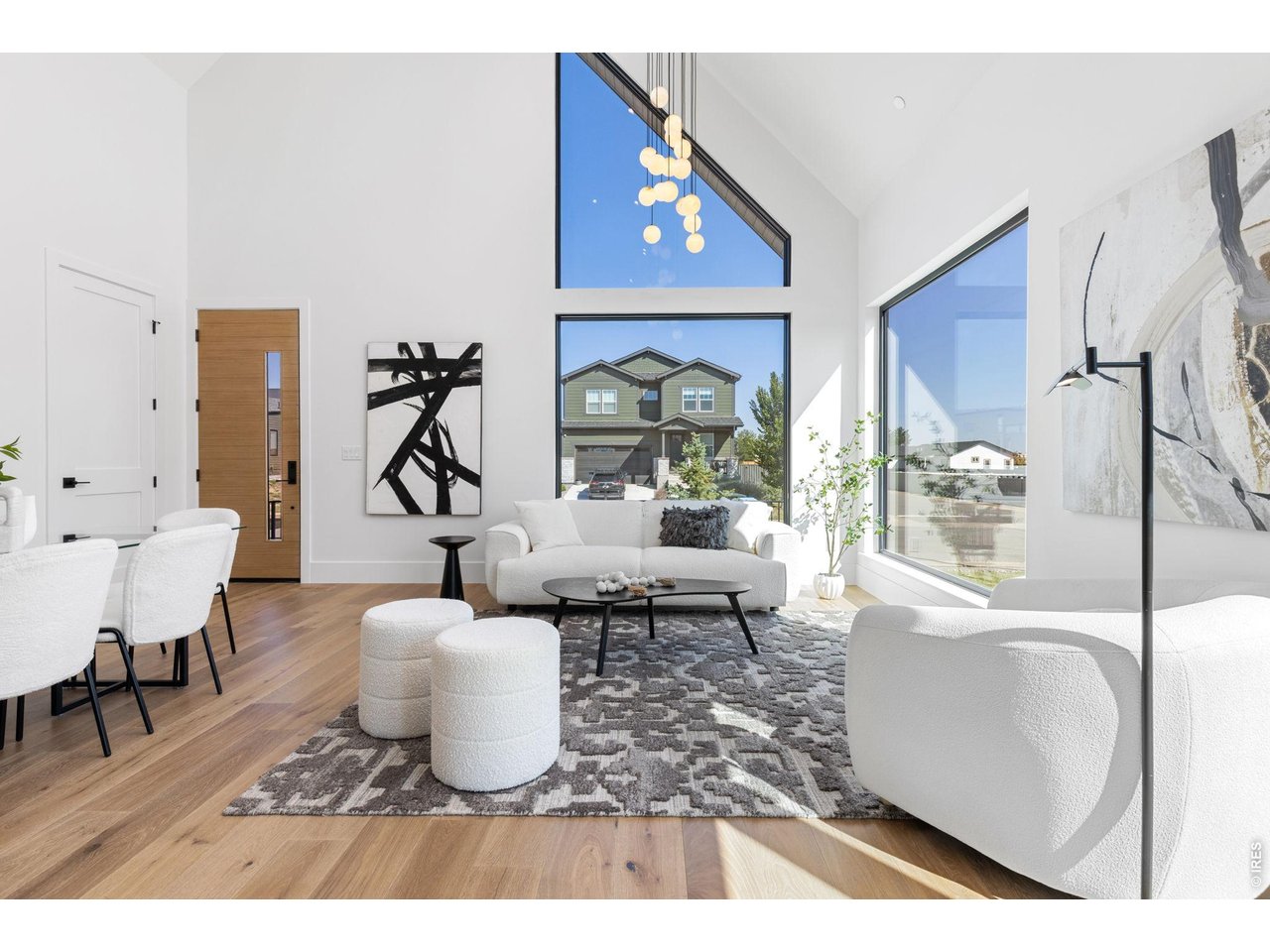 102 W William St