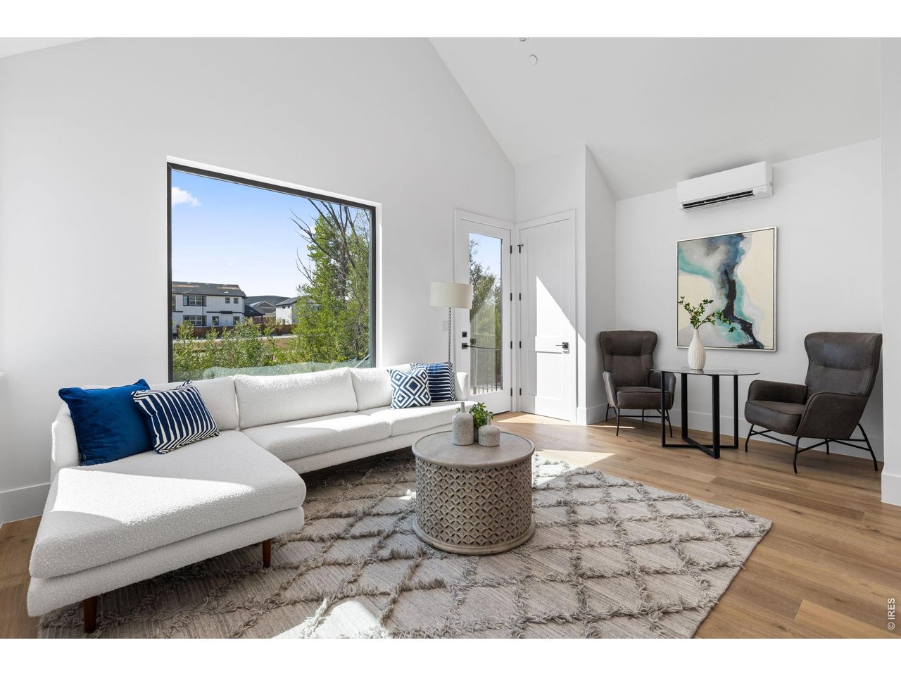 102 W William St