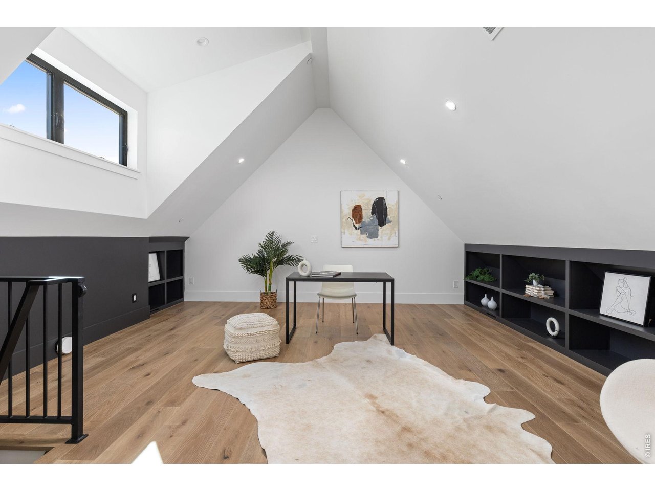102 W William St