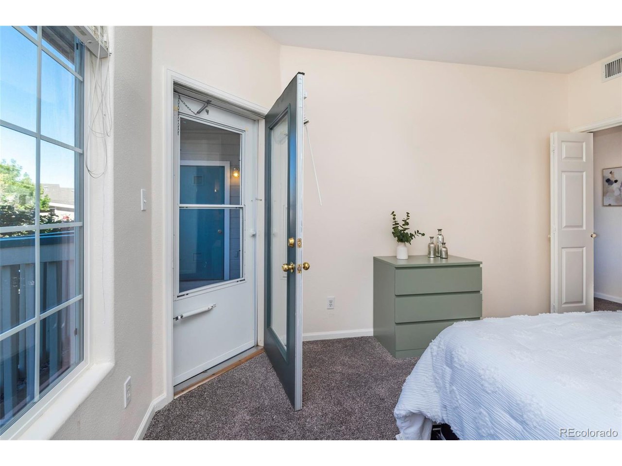 3876 Canyon Ranch Rd 103