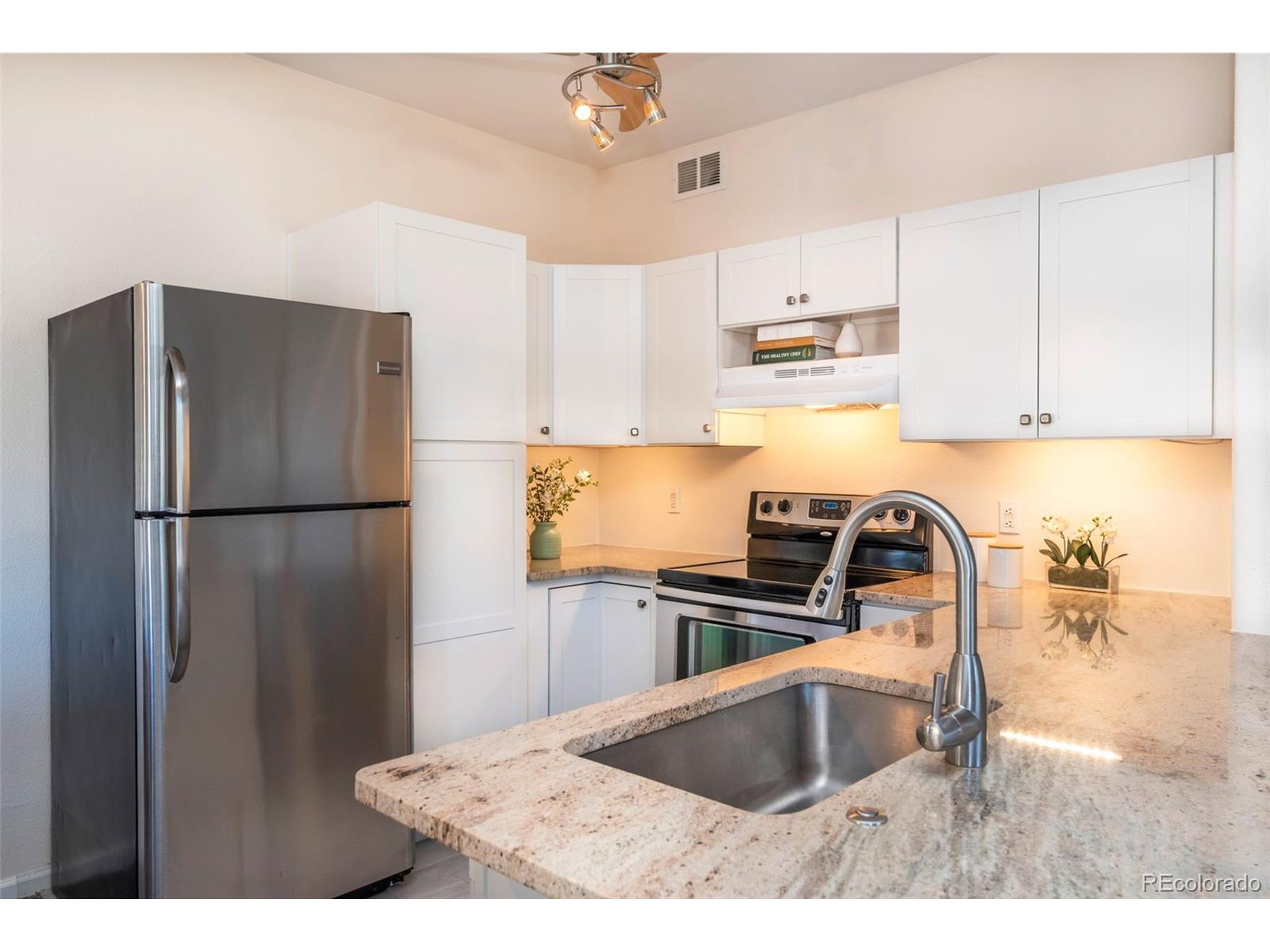 3876 Canyon Ranch Rd 103