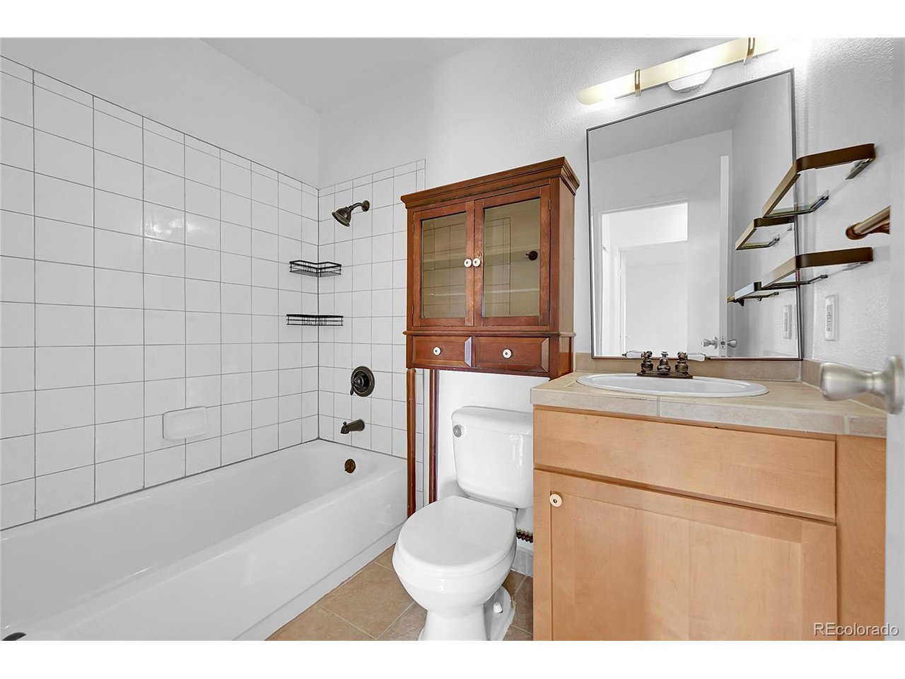 850 W Moorhead Cir 1E