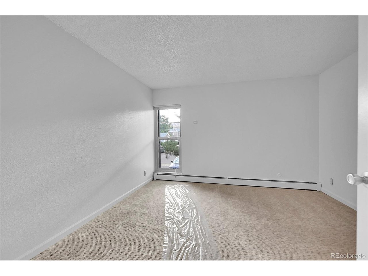 850 W Moorhead Cir 1E