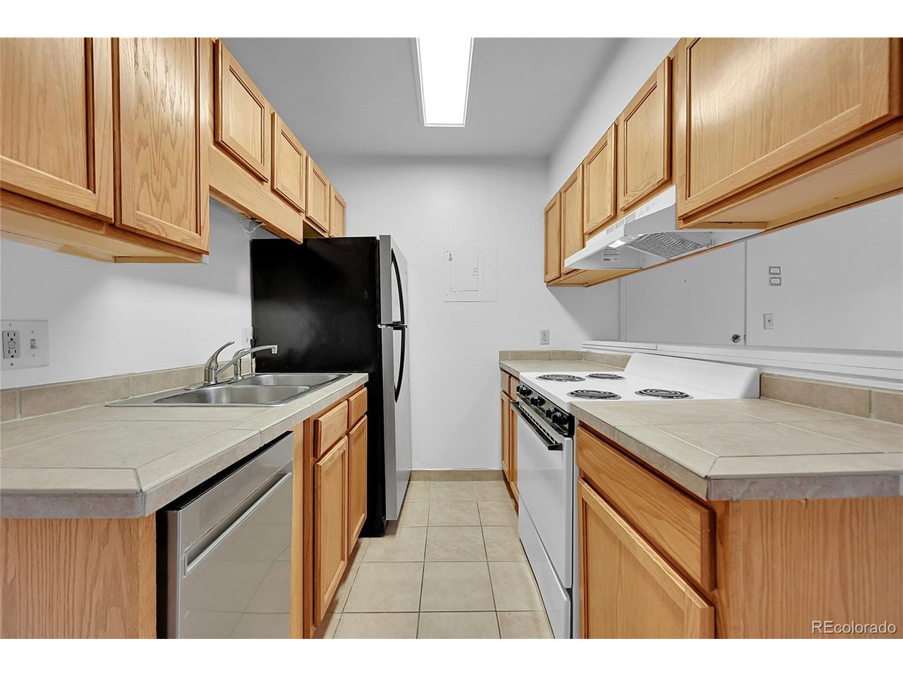 850 W Moorhead Cir 1E