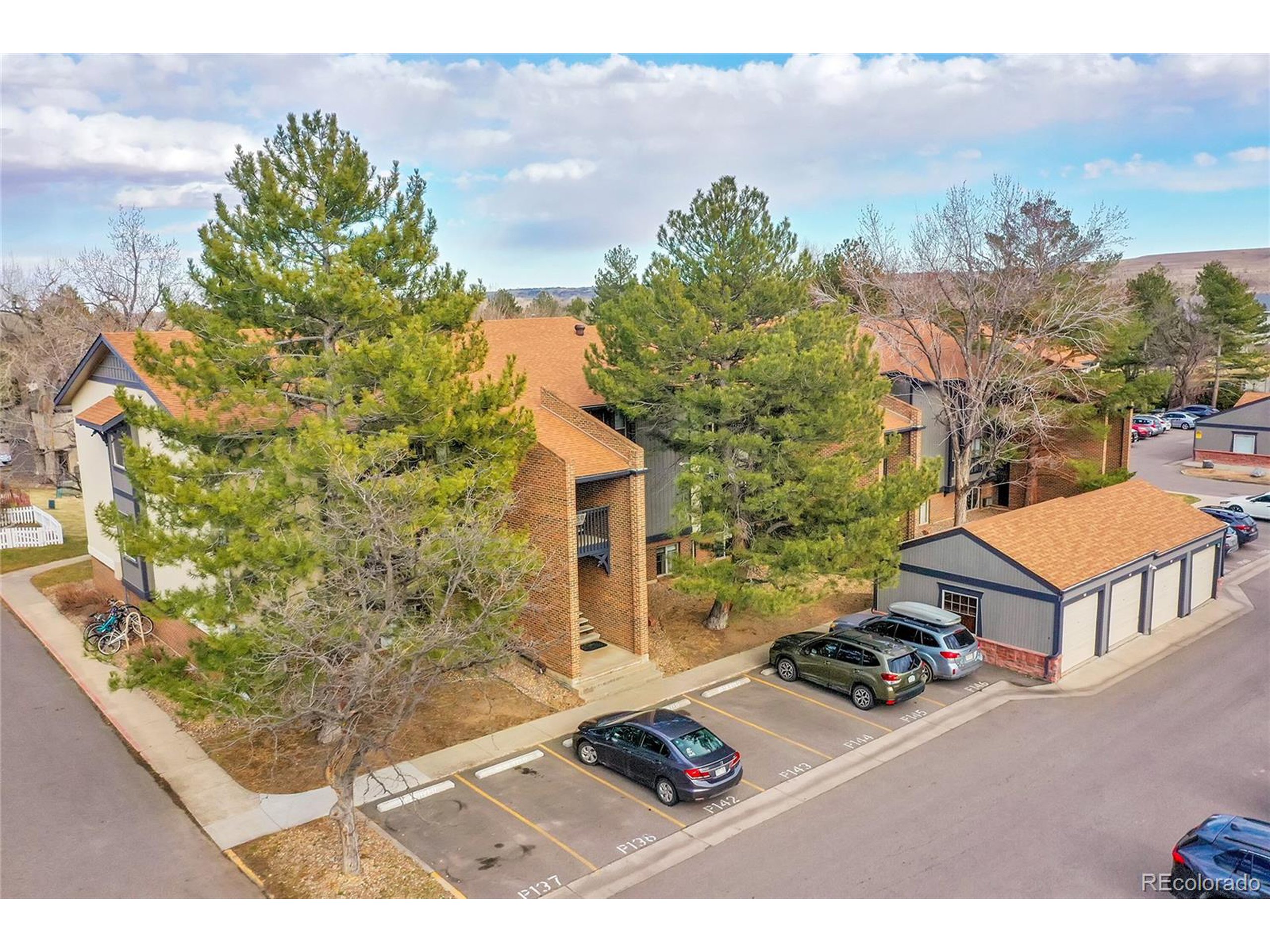 850 W Moorhead Cir 1E