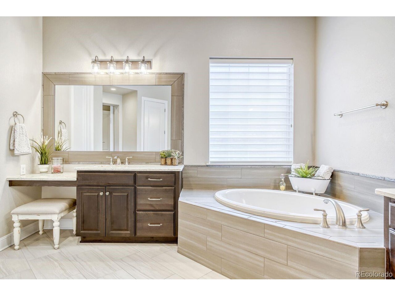 15638 Deer Mountain Cir