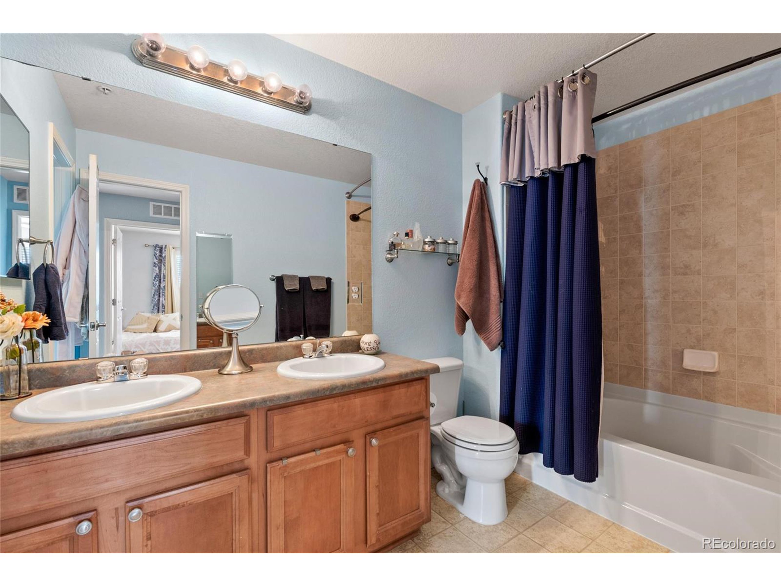 14300 Waterside Ln J4