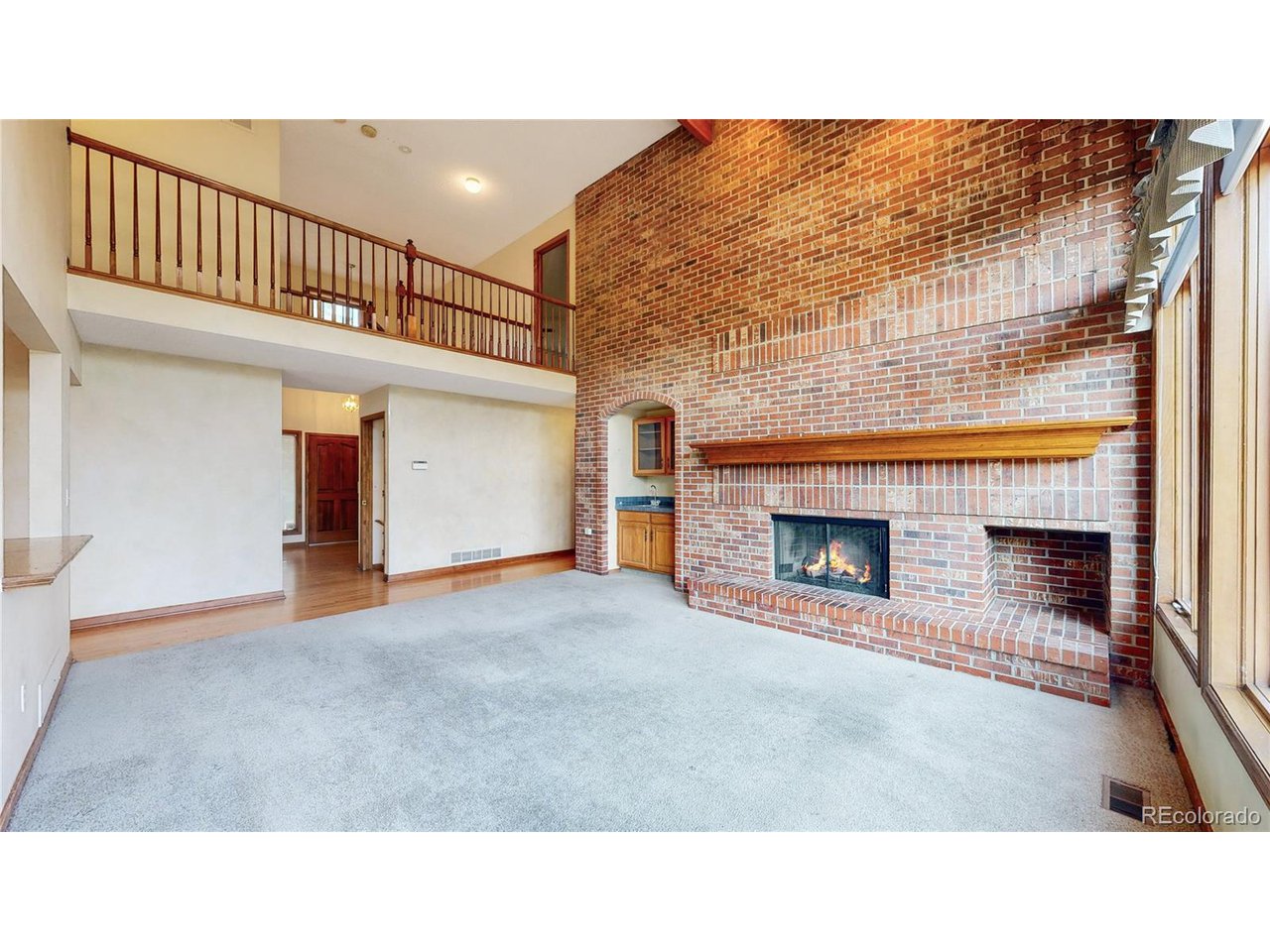 2365 Country Club Loop