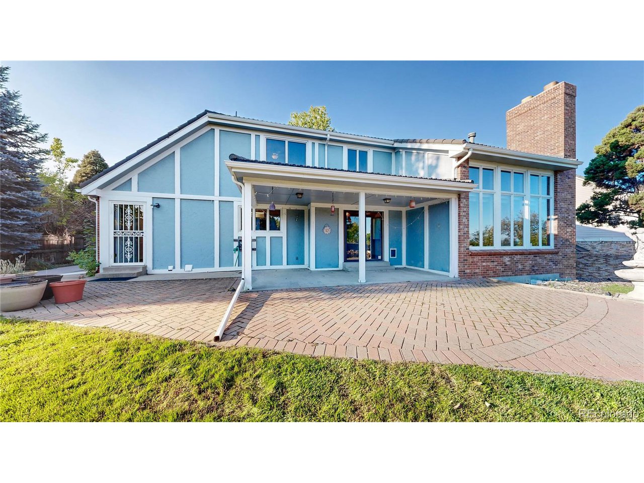 2365 Country Club Loop