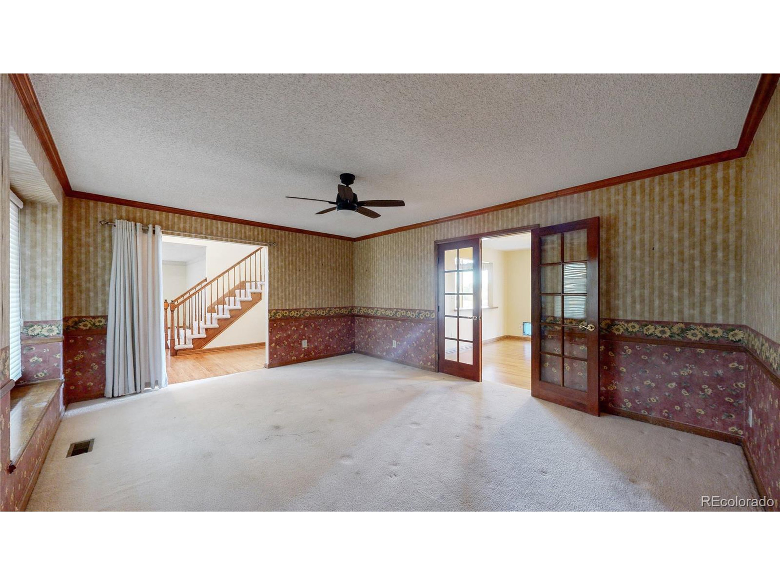 2365 Country Club Loop