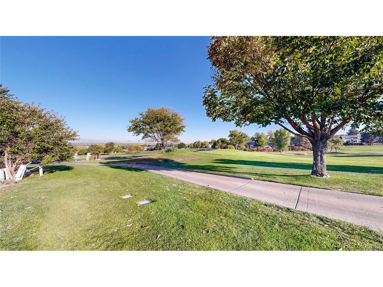 2365 Country Club Loop