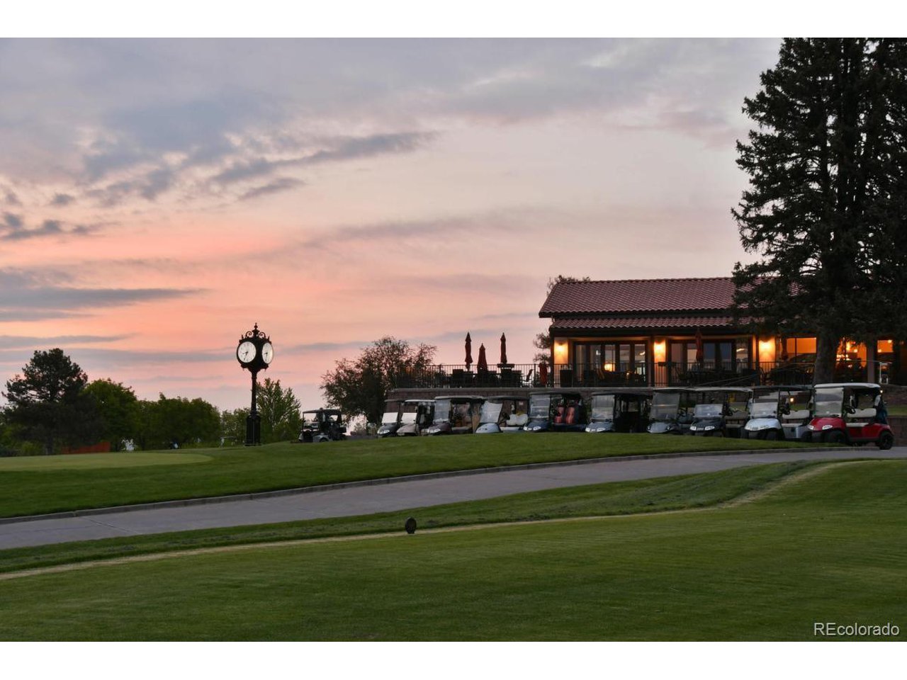 2365 Country Club Loop