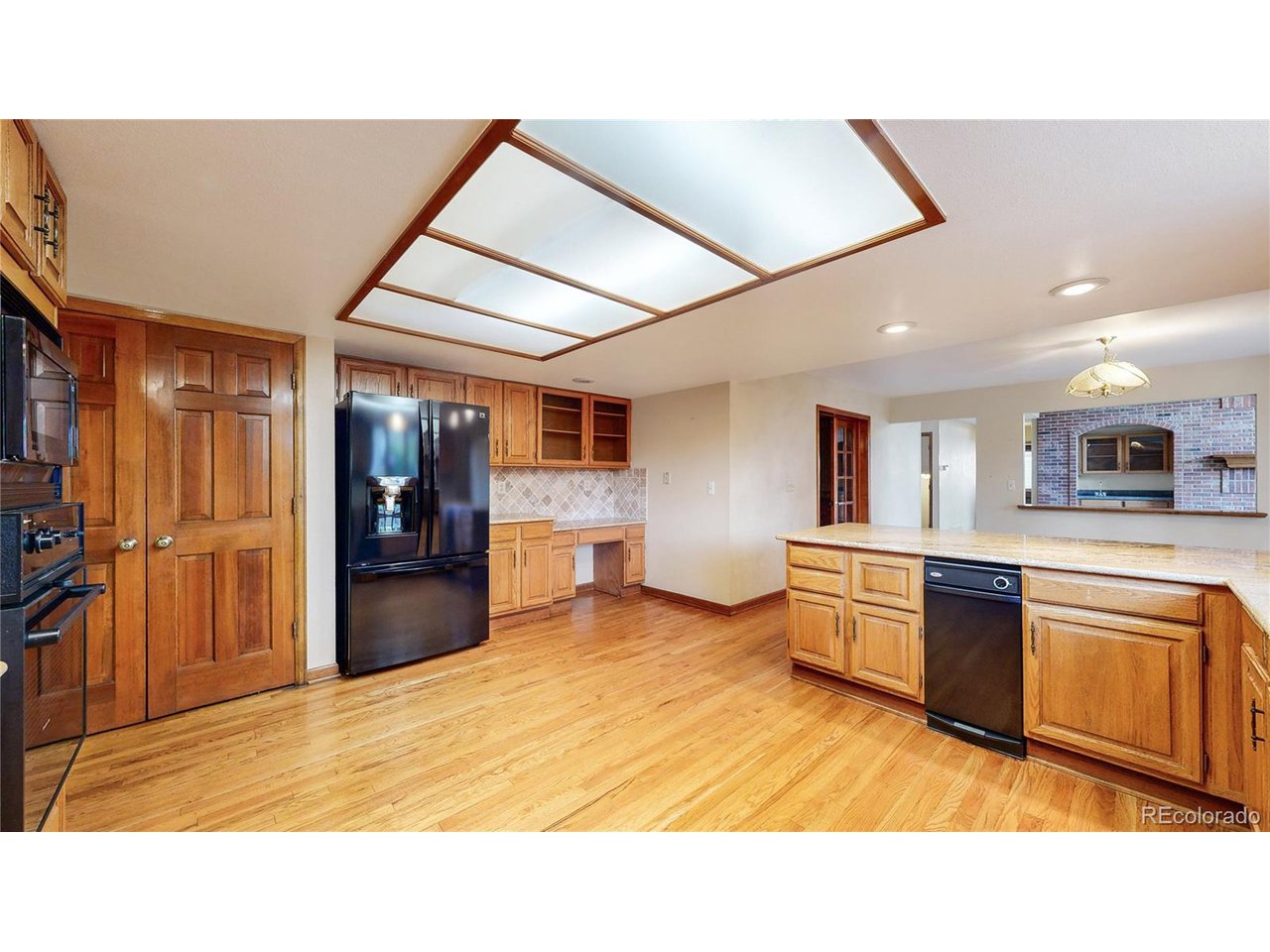 2365 Country Club Loop