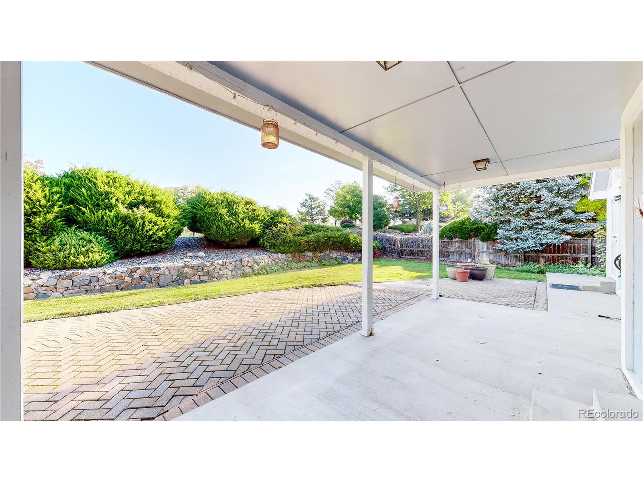 2365 Country Club Loop