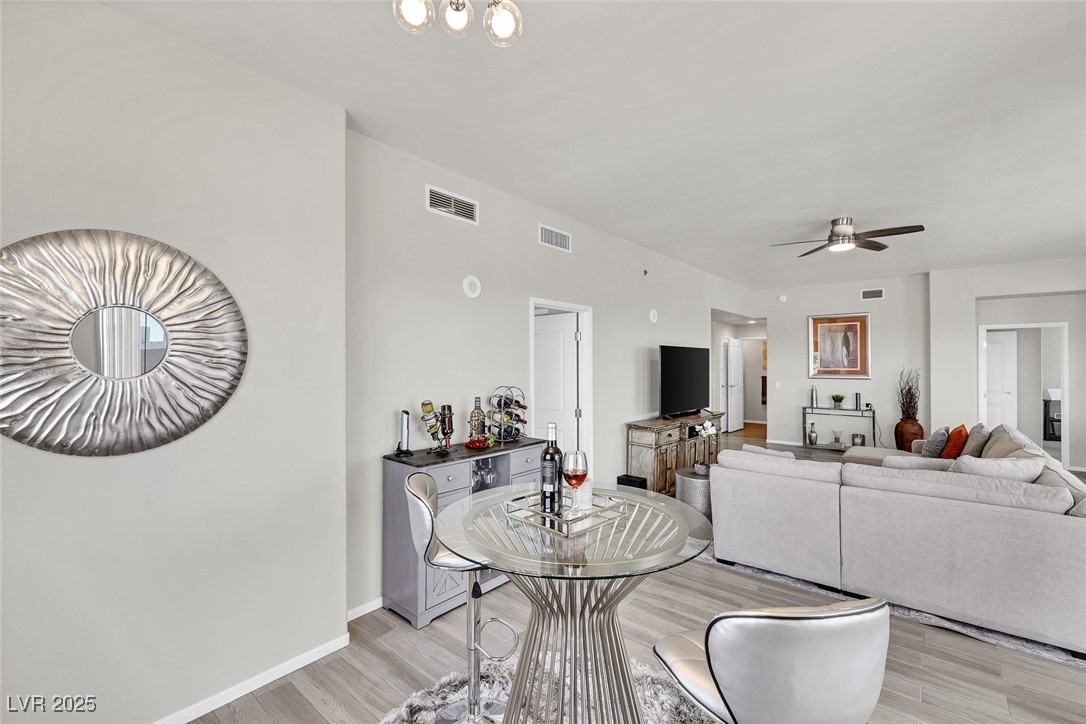 8255 Las Vegas Boulevard 921