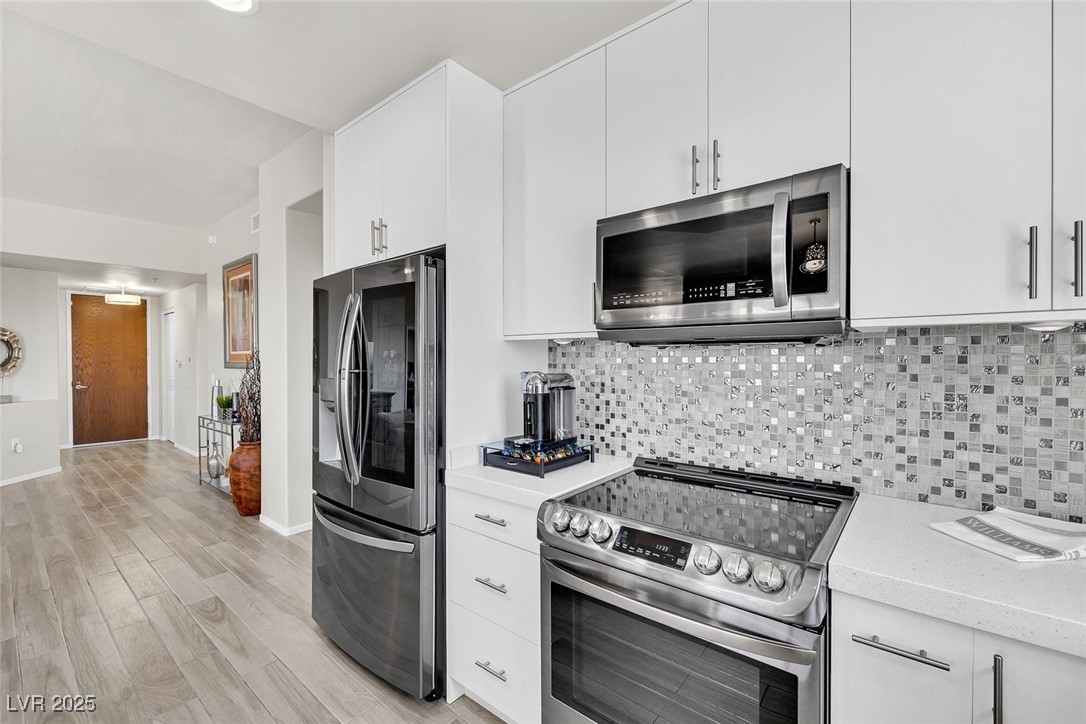 8255 Las Vegas Boulevard 921