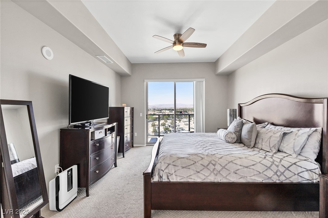8255 Las Vegas Boulevard 921