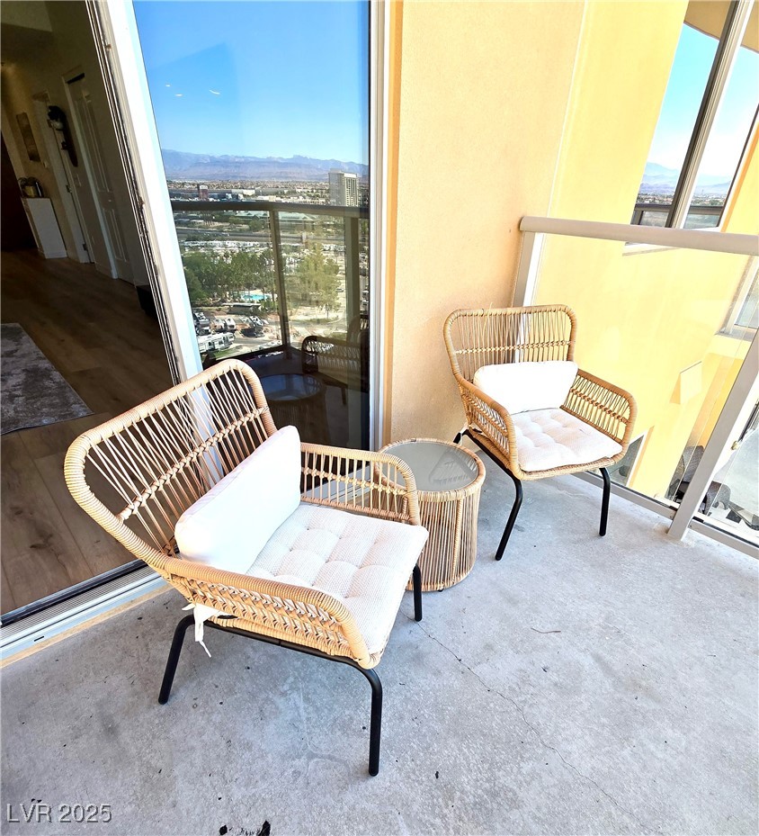 8255 Las Vegas Boulevard 1318