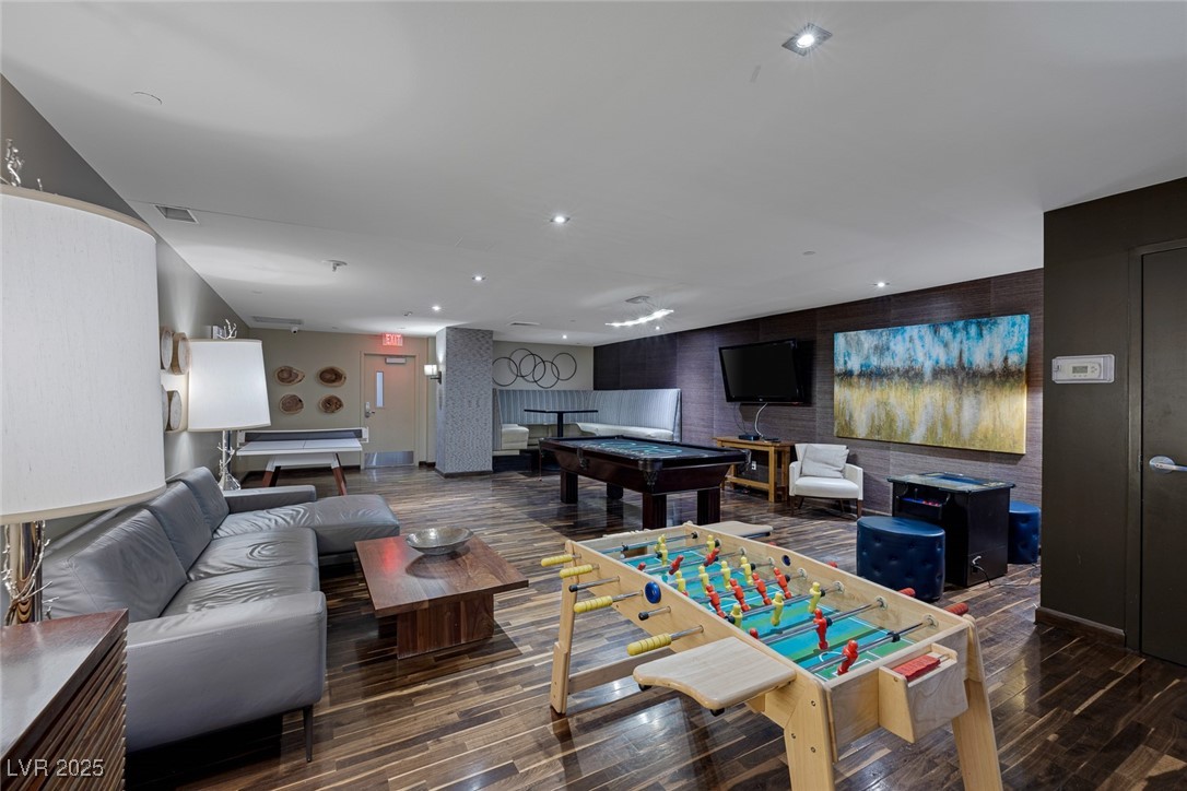 8255 Las Vegas Boulevard 1318