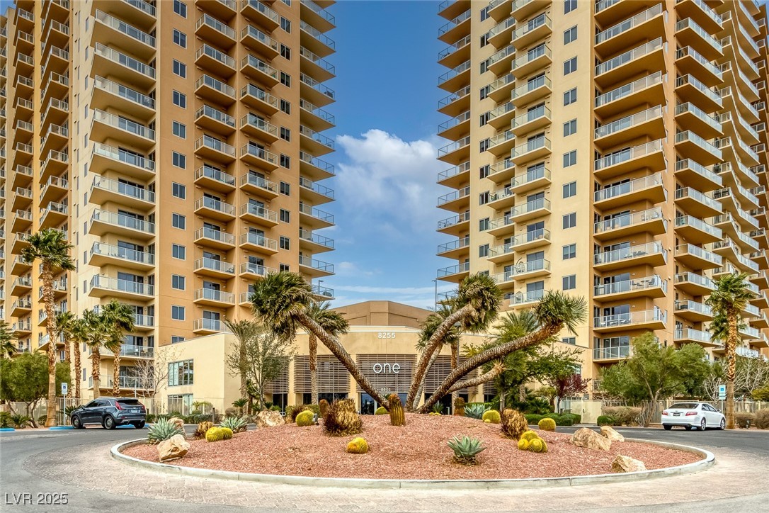 8255 Las Vegas Boulevard 1318
