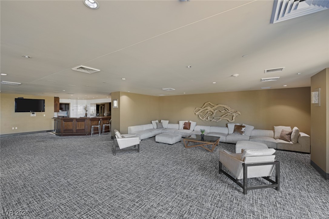 8255 Las Vegas Boulevard 1318
