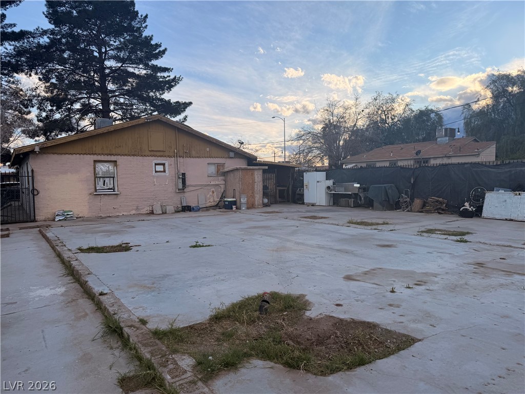 310 West Van Buren Avenue