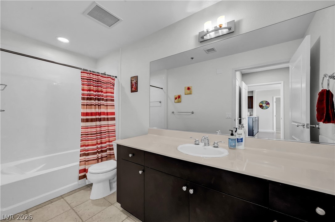 8255 Las Vegas Boulevard 1205