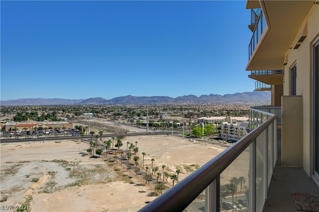 8255 Las Vegas Boulevard 1205