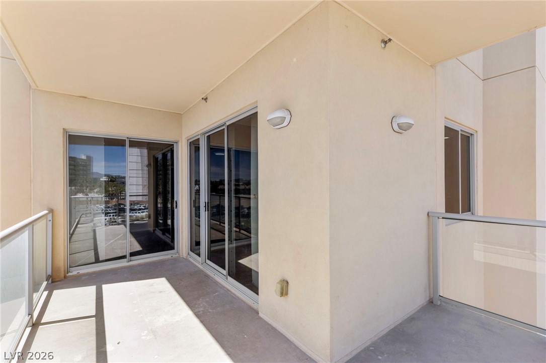 8255 Las Vegas Boulevard 321