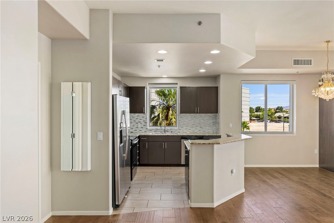8255 Las Vegas Boulevard 321