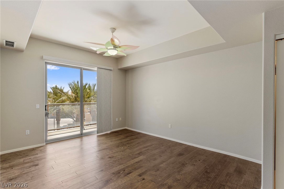 8255 Las Vegas Boulevard 321