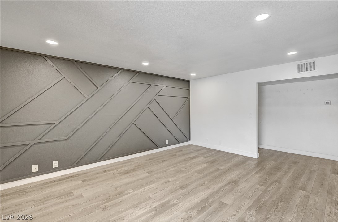 5404 River Glen Drive 362