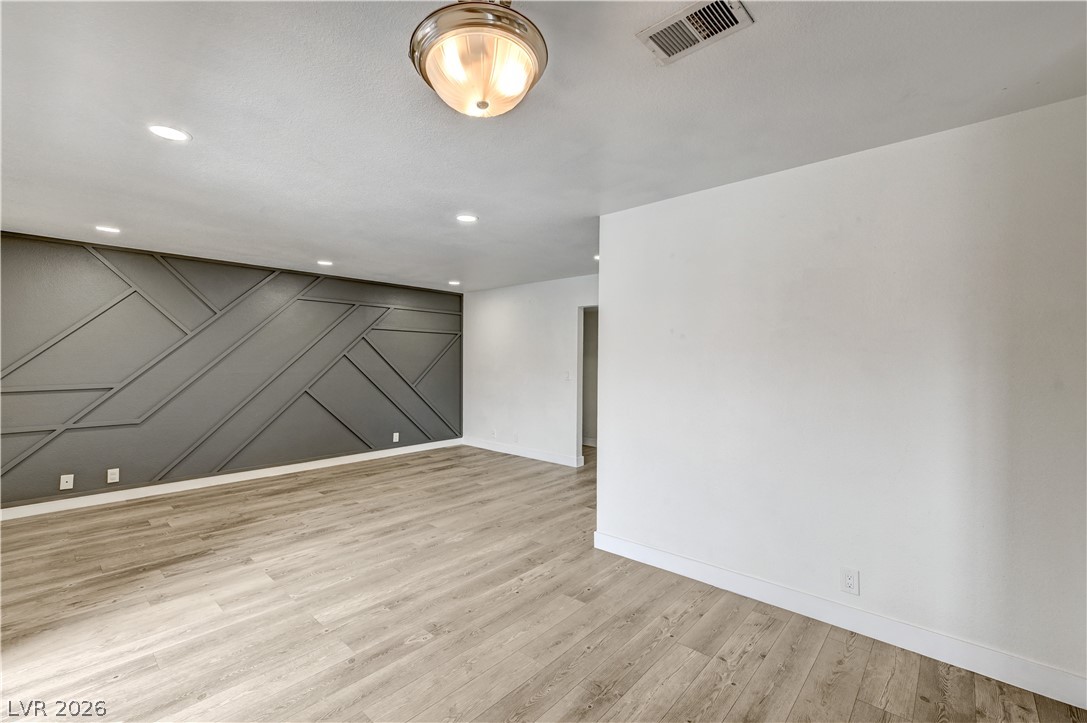 5404 River Glen Drive 362