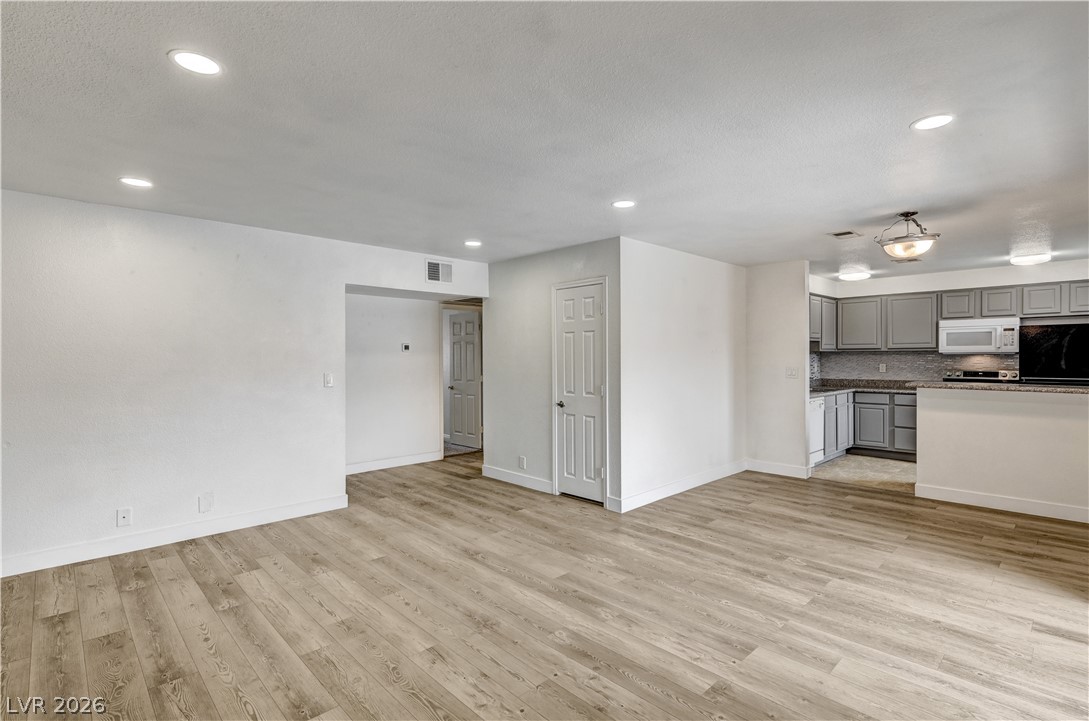5404 River Glen Drive 362