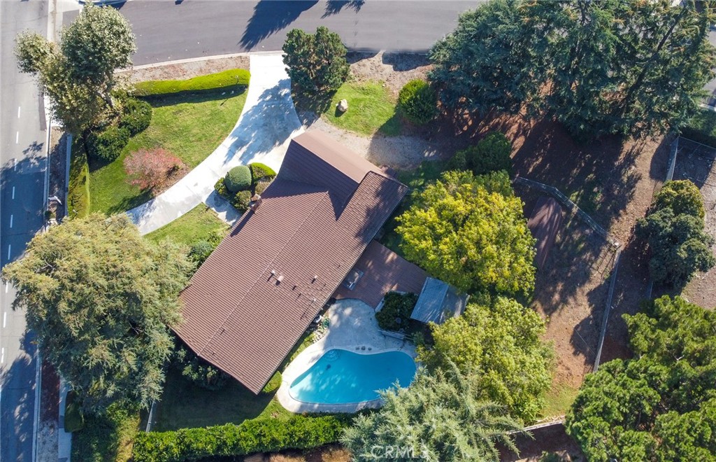 5670 Sapphire Street