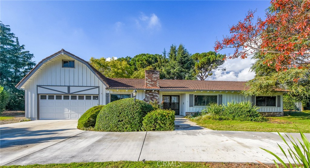 5670 Sapphire Street