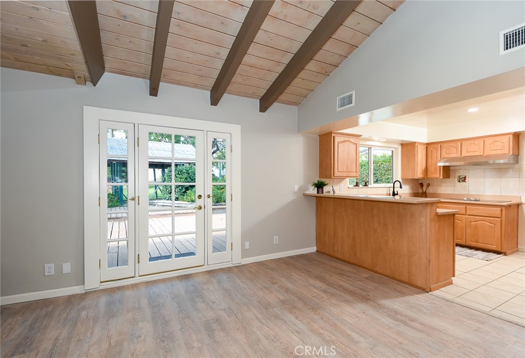 5670 Sapphire Street