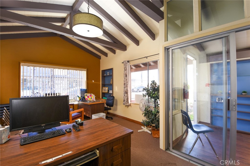 142 S Harvard Street