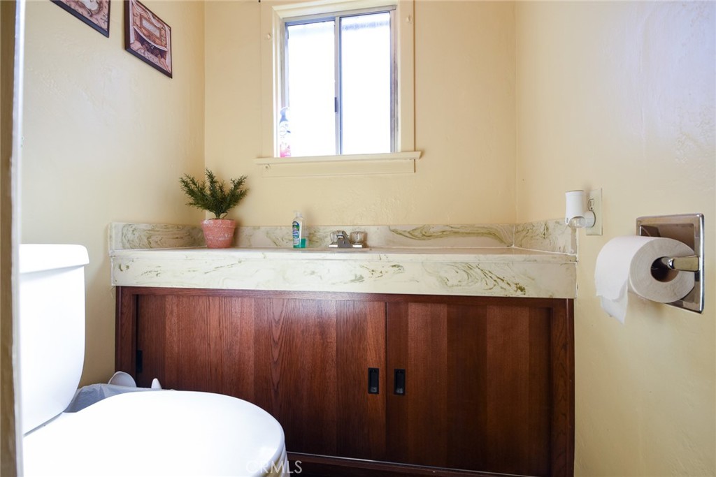 142 S Harvard Street