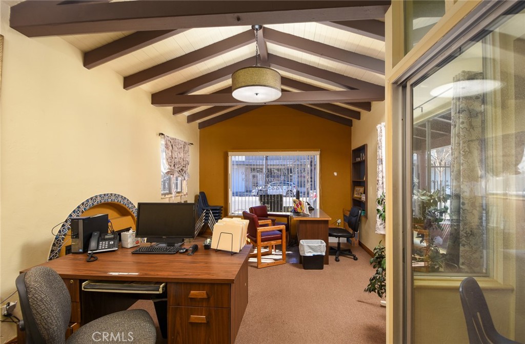 142 S Harvard Street