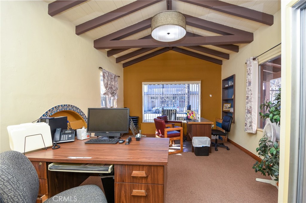 142 S Harvard Street