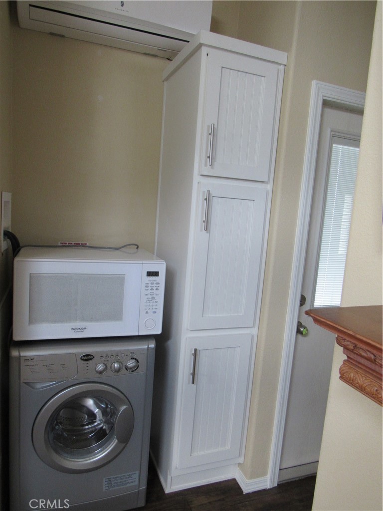 1295 S Cawston Avenue 462